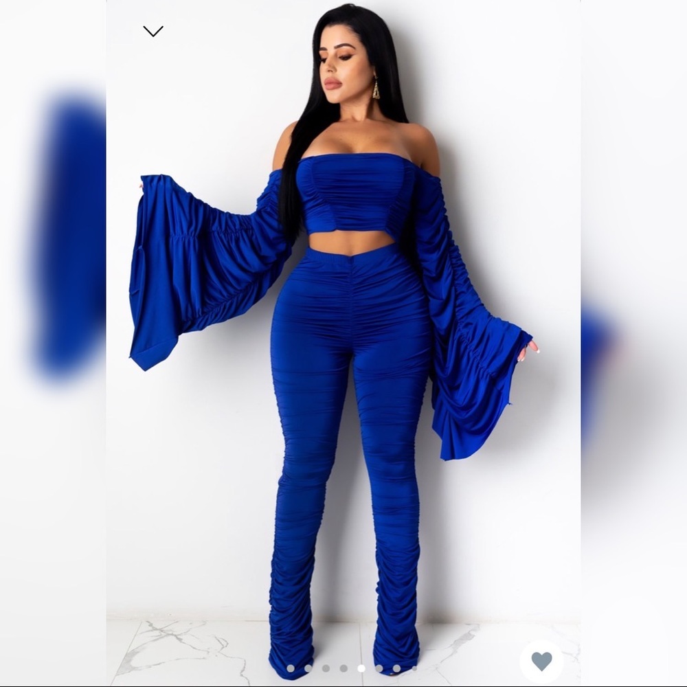 She’s a Classic Pants Set (Ruched Detailed Set)